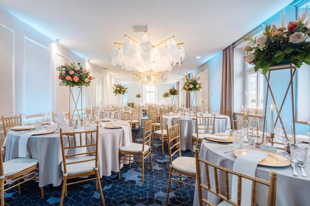 Hotel Apis Krakkó Kültér fotó